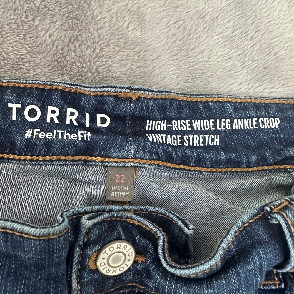 Torrid High Rise Wide Leg Crop Jeans Women's Size 22 Dark Wash Stretch Plus Size - Picture 10 of 10